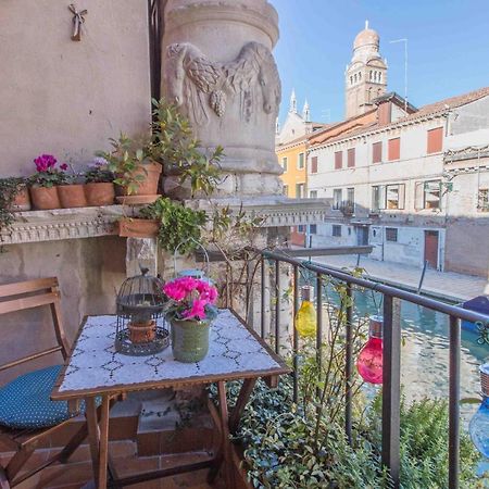CA CAMMELLO private terrace&canal view Venezia Esterno foto